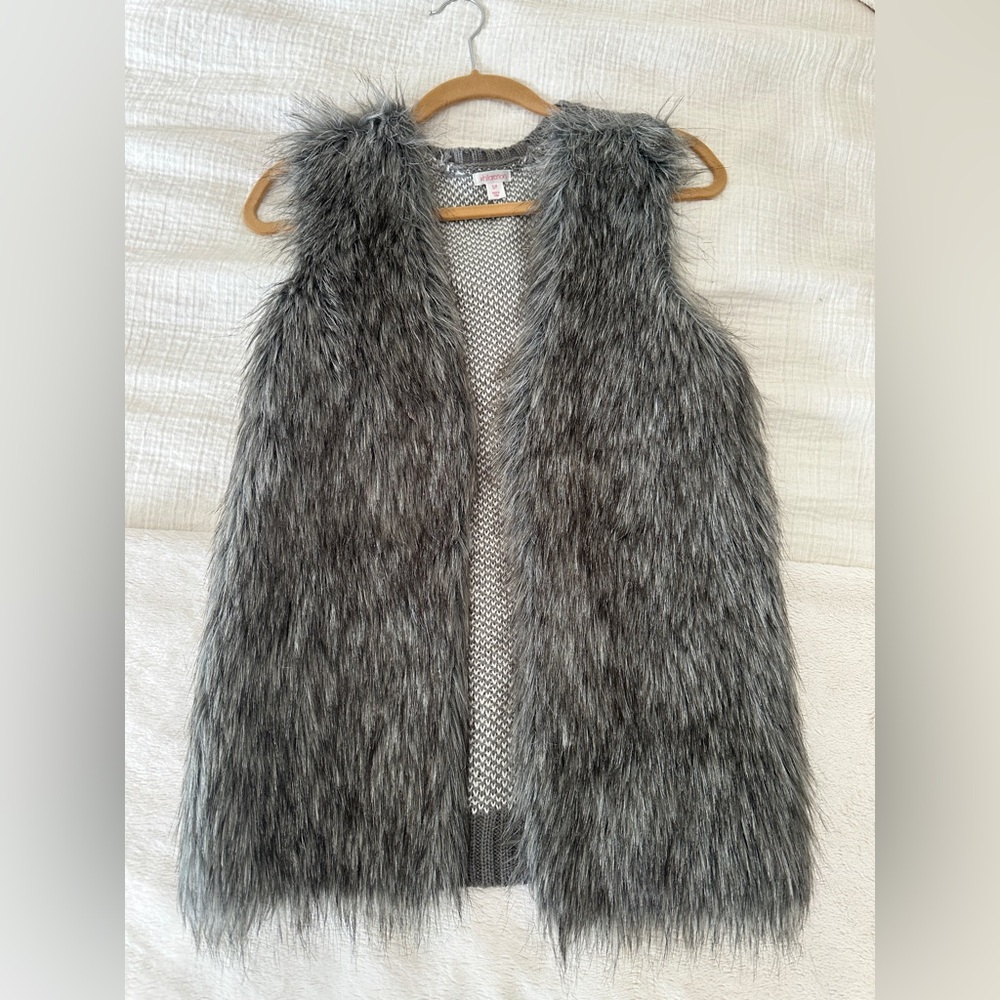 Xhilaration Gray Faux Fur Vest